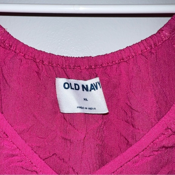 Old navy blouse - Picture 3 of 4